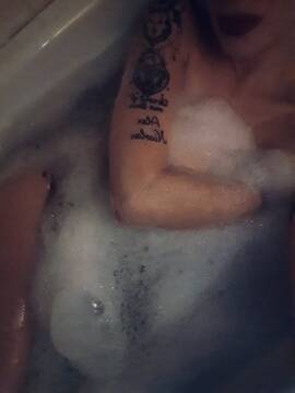 Public Photo of Anais87