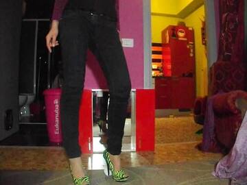 le mie scarpe stiletto zombie stile