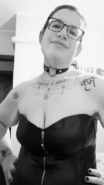 Public Photo of pamelaBBW